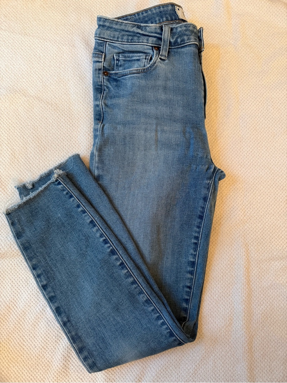 PAIGE Hoxton Crop | Slim Jeans with Raw Hem - 26/4